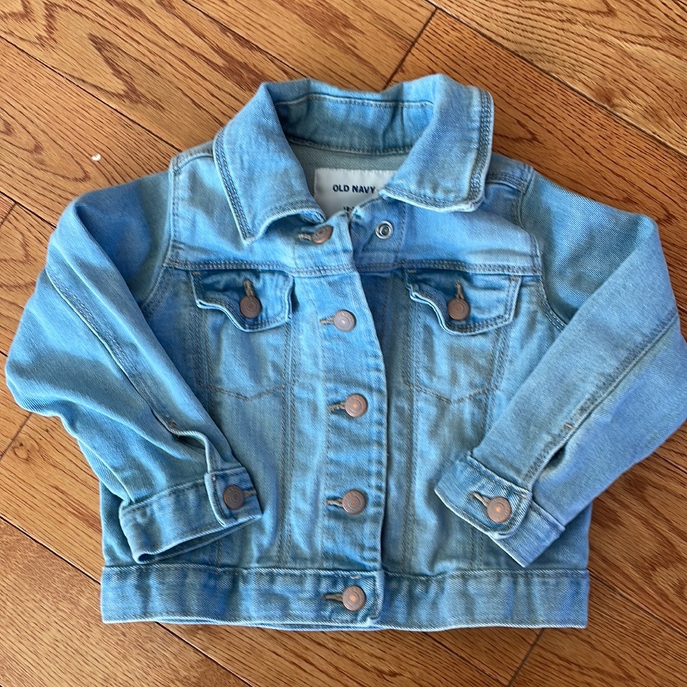 Old Navy Jean Jacket (with stretch) light wash, unisex, size 18-24 month, NWOT
